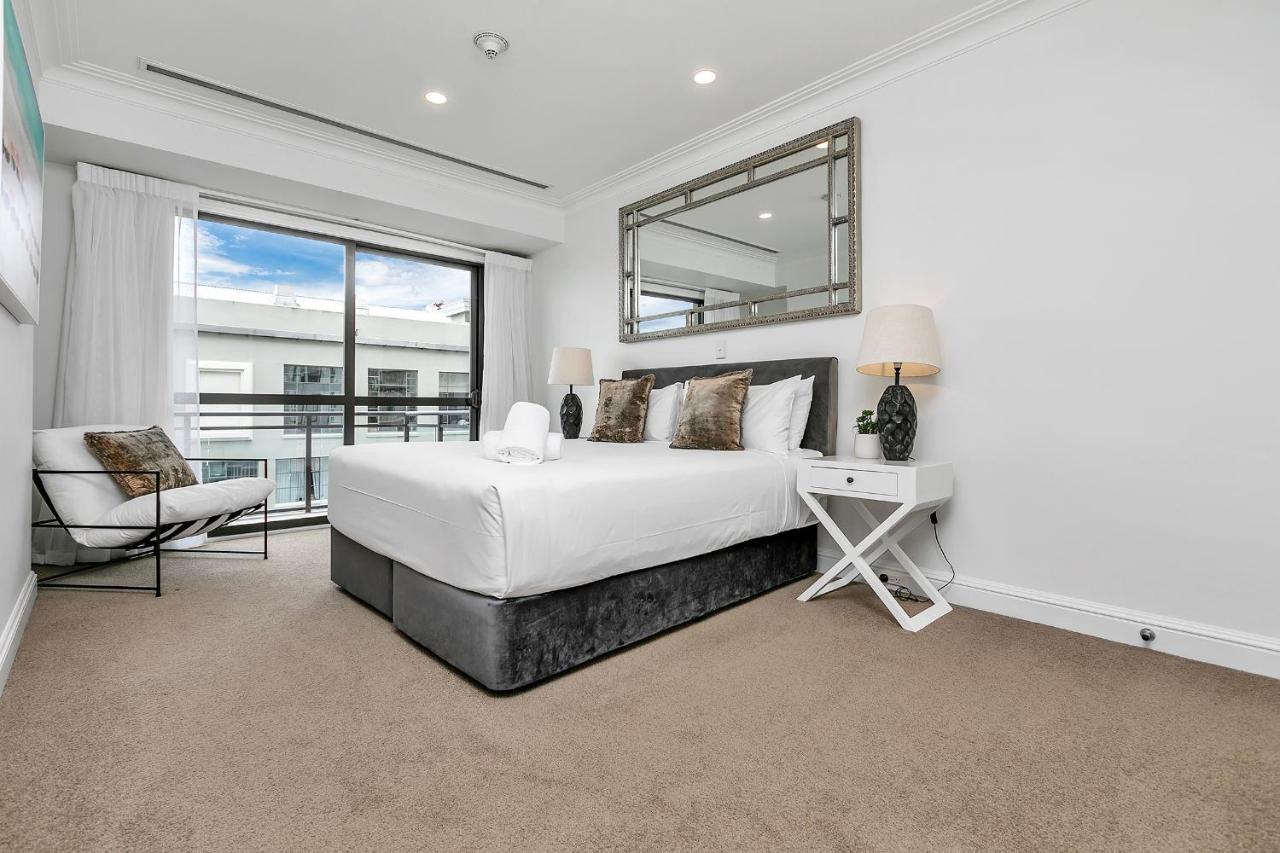 Corporates Delight + Roof Top Pool! Auckland Exterior foto